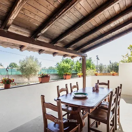 Villa House&villas - Fiorita